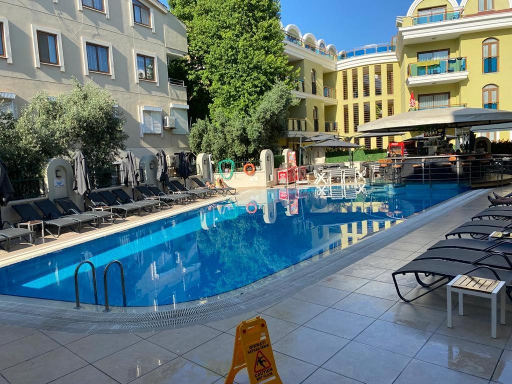 Club Karakas Apart Otel Marmaris Eksteriør billede